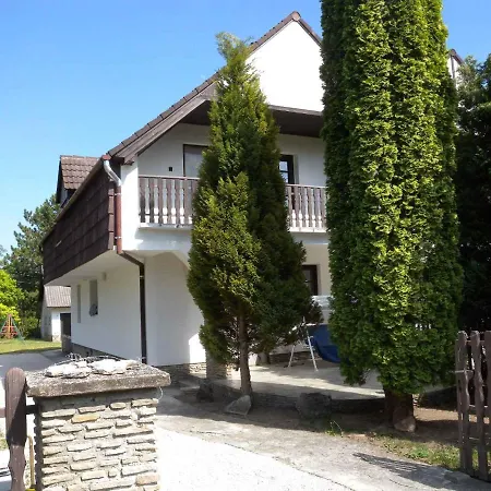 In - Balaton 18849 Hébergement de vacances Gyenesdiás
